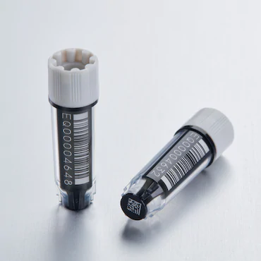 艾本德Eppendorf CryoStorage Vial，無菌, 無菌, 0.5 mL, 不含 DNase、RNase、人類 DNA 和內(nèi)毒素；外螺紋，預(yù)先加蓋灰色管蓋，帶 2D SafeCode 